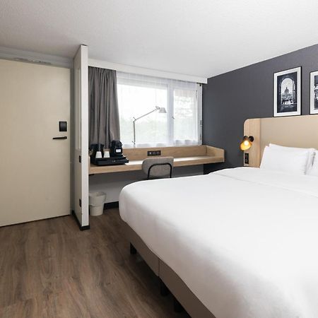 Campanile Prime - Nimes Centre Hotell Exteriör bild