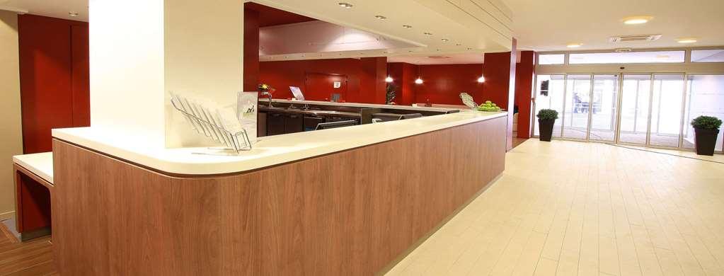 Campanile Prime - Nimes Centre Hotell Inreriör bild