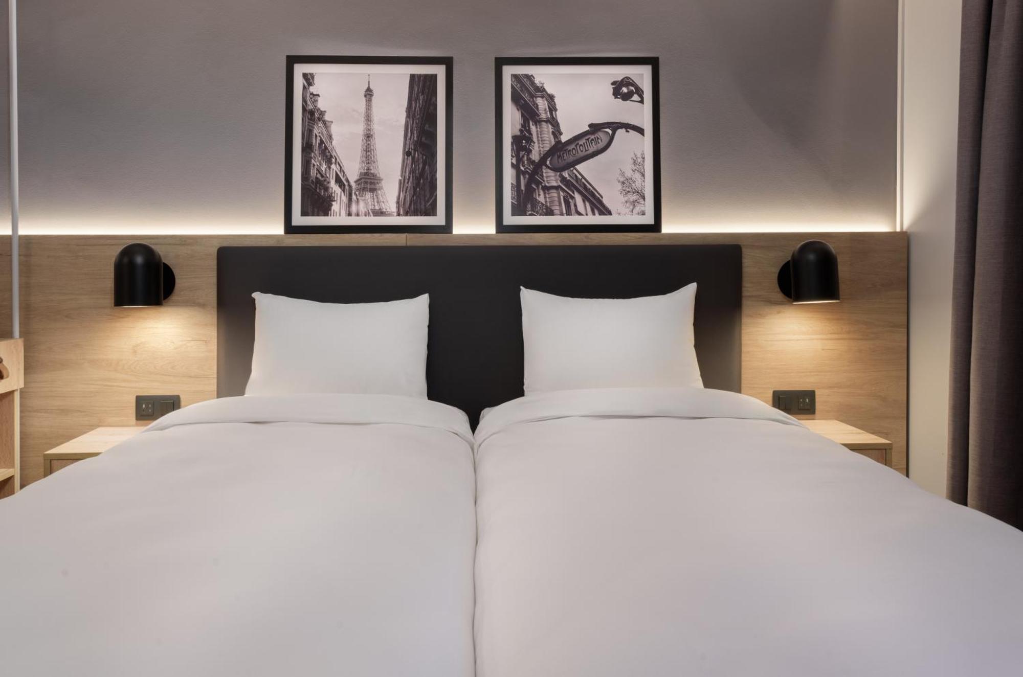 Campanile Prime - Nimes Centre Hotell Exteriör bild