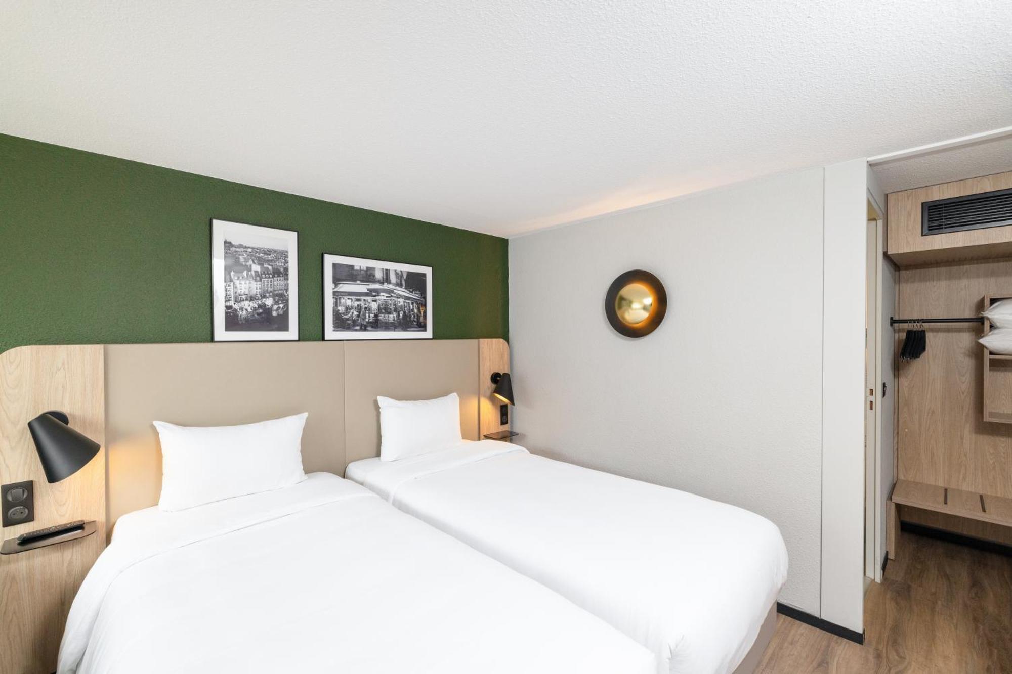 Campanile Prime - Nimes Centre Hotell Exteriör bild